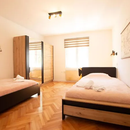 Pipi 2br With Balcony Апартаменты