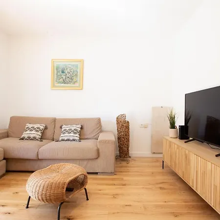 Pipi 2br With Balcony Apartment Zadar