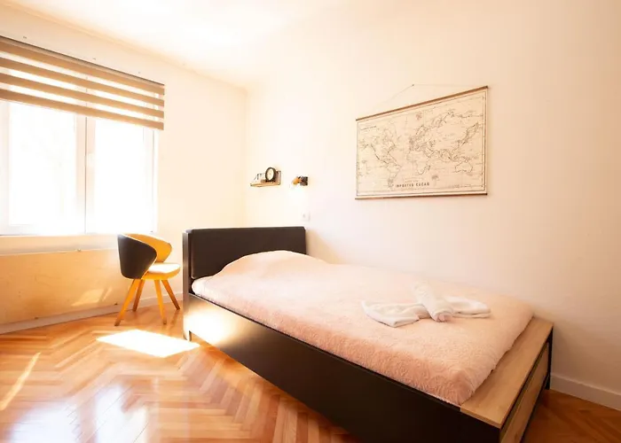 Pipi 2br With Balcony Appartamento *