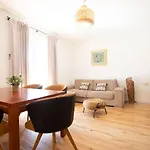 Pipi 2br With Balcony * Zára