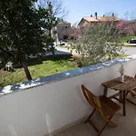 Apartman Pipi 2br With Balcony *