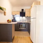 Apartman Pipi 2br With Balcony *