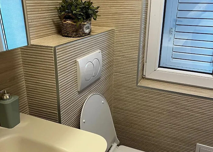 Pipi 2br With Balcony Apartament Zadar